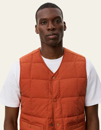 Le Deux - Matt Vest in Orange