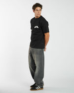 Load image into Gallery viewer, Dr Denim Omar Relaxed Jean - Mid Grey
