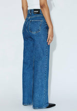Load image into Gallery viewer, Dr Denim Women's Echo High Straight Jean - Bay Mid Retro
