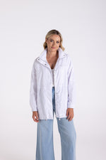 Load image into Gallery viewer, Two T's Spray Jacket - White
