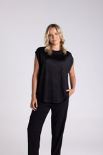 Load image into Gallery viewer, Two T's Oversized Top - Black

