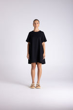 Load image into Gallery viewer, Two T's Allie T Dress - Black
