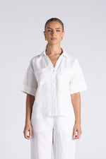 Load image into Gallery viewer, Two T's Olivia Short Sleeve Shirt - White
