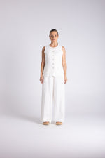 Load image into Gallery viewer, Two T's Abbey Vest - Milk
