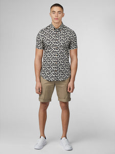 Ben Sherman Linear Print Short Sleeve Shirt - Black