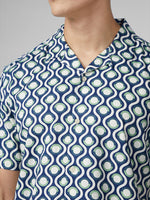 Load image into Gallery viewer, Ben Sherman Retro Geo Print Short Sleeve Shirt - Grass Green
