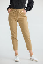 Load image into Gallery viewer, Brave and True Wayfarer Pant - Taupe
