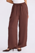 Load image into Gallery viewer, Brave and True Glenda Pant - Chocolate
