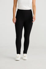 Load image into Gallery viewer, Brave and True Runway Pant - Black
