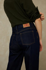 Load image into Gallery viewer, Kings Of Indigo Caroline Cropped Jean - Stanley Mid Blue
