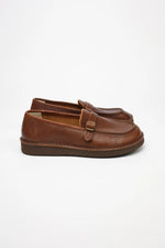 Load image into Gallery viewer, Organic Handloom Sevres Loafer - Brown Pebbled Leather
