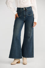 Load image into Gallery viewer, Talisman Intuition Jean - Vintage Denim
