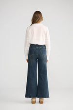 Load image into Gallery viewer, Talisman Intuition Jean - Vintage Denim
