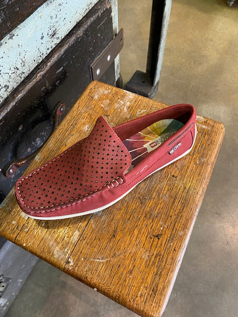 Ferracini Zeke Essential Slip On - Ruby - Mitchell McCabe Menswear