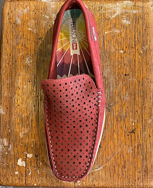 Ferracini Zeke Essential Slip On - Ruby - Mitchell McCabe Menswear