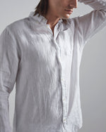 Load image into Gallery viewer, No Nationality Arne Linen Shirt - White
